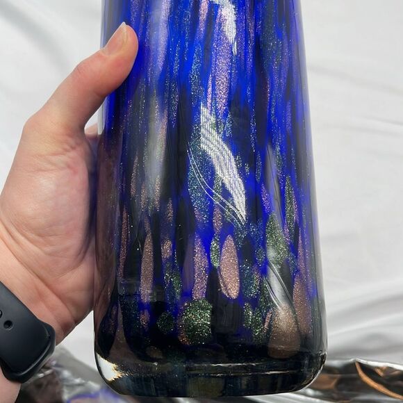 Large Heavy Handblown Cobalt Blue Glass Vase with Gold and Green Streaks - Picture 7 of 8